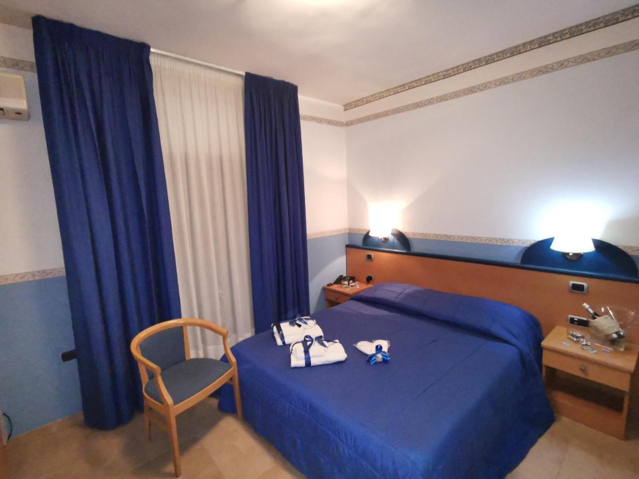 Santa Lucia Hotel Corigliano Calabro Exterior photo